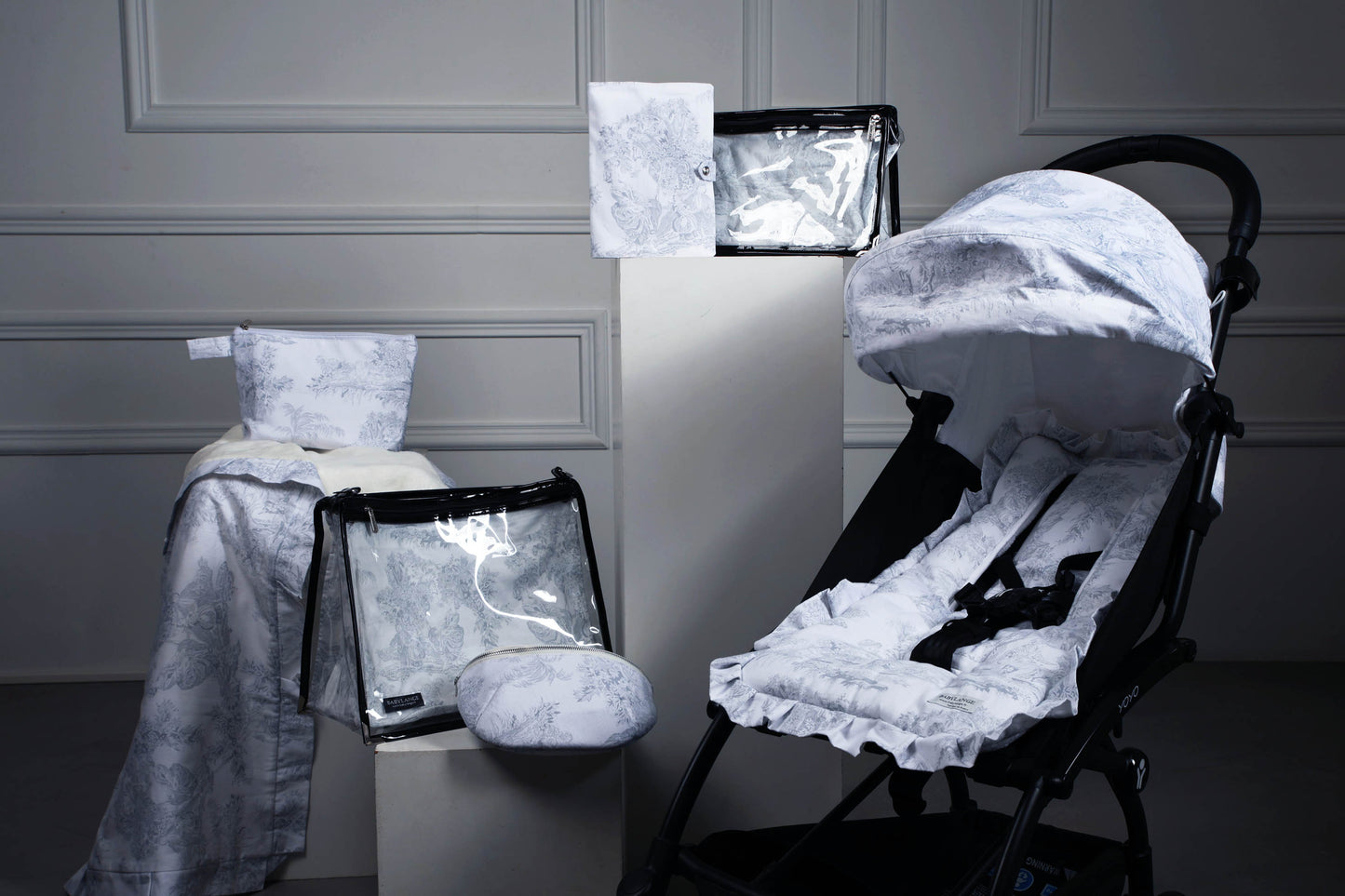 Gray Toile de Jouy sponge mattress