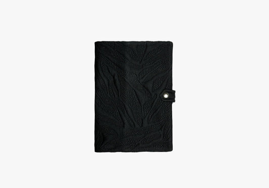 Protège carnet de santé Empreinte noire